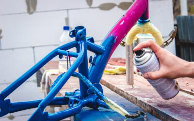 Lakierowanie proszkowe – dlaczego ta technologia zyskuje przewagę nad tradycyjnym malowaniem?